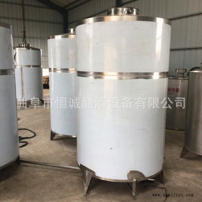 廠家批發(fā) 定制 2噸 不銹鋼酒罐 果蔬蜂蜜儲存罐 立式加厚密封圈 特價 304食品級材質(zhì)