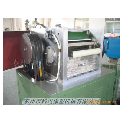 供應各型號塑料切粒機（圖為龍門式600機）