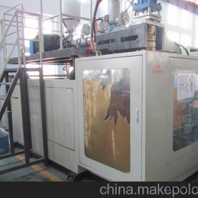 廠家16年專注吹塑產品各種大型小型玩具油箱體育器材啞鈴寧波吹塑