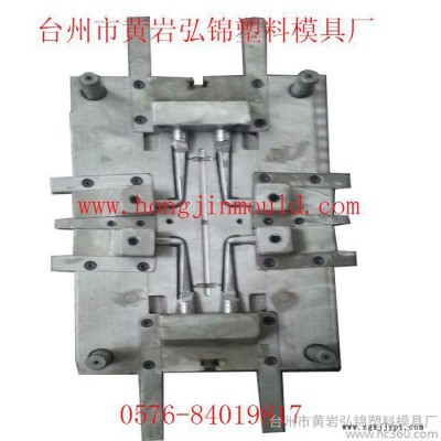 弘錦模具專業制造各種水龍頭管件模具，水龍頭配件模具