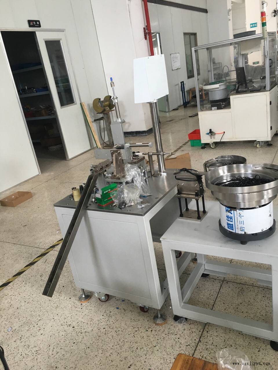 油壓密封圈全自動組裝機密封圈減振器自動組裝設備O型圈組裝設備示例圖4